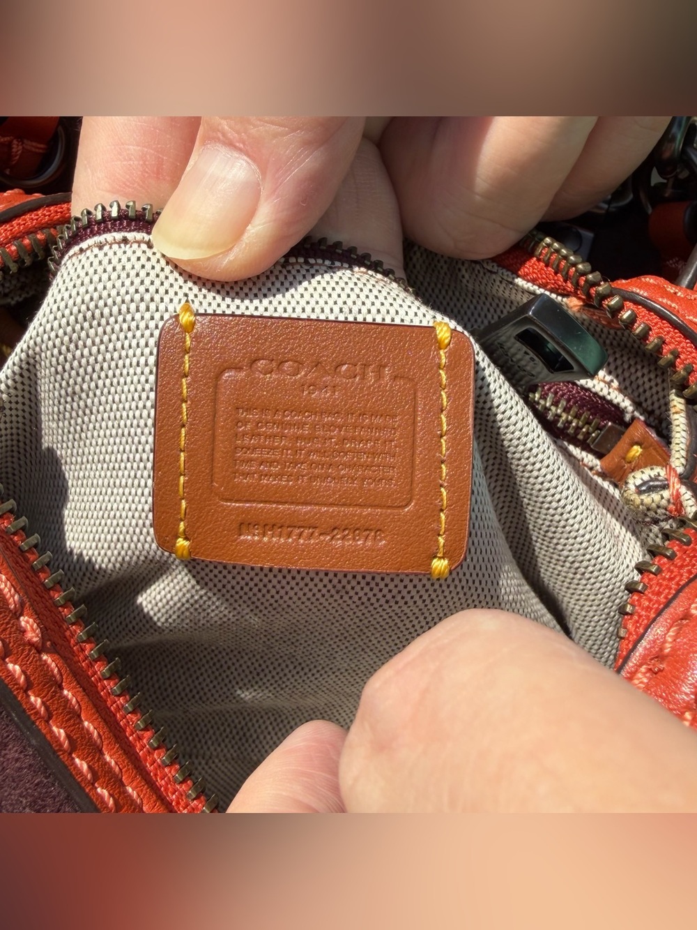 EUC Coach Rogue 17 Vermillion Orange Natural Pebble Leather Crossbody Bag 22978 - Picture 11 of 11